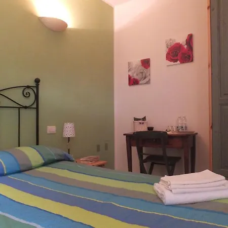 컨트리하우스 Cascina Antonini 폴리뇨